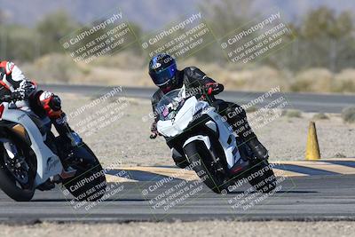 media/Dec-04-2025-Racers Edge (Thu) [[5ebc9f124d]]/3-B Group/1-Session 1 (Turn 7)/